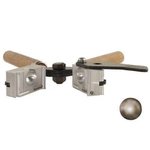 Lee .690 Round Ball Mold Single Cavity w/ Handle (90978)