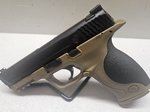 Smith & Wesson M&P 40 Semi-Auto Pistol .40 S&W 4.25 Inch Barrel