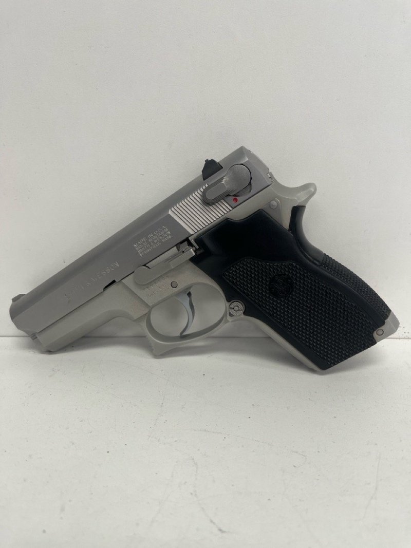 Smith & Wesson 669 Pistol 9mm Parabellum Stainless Finish