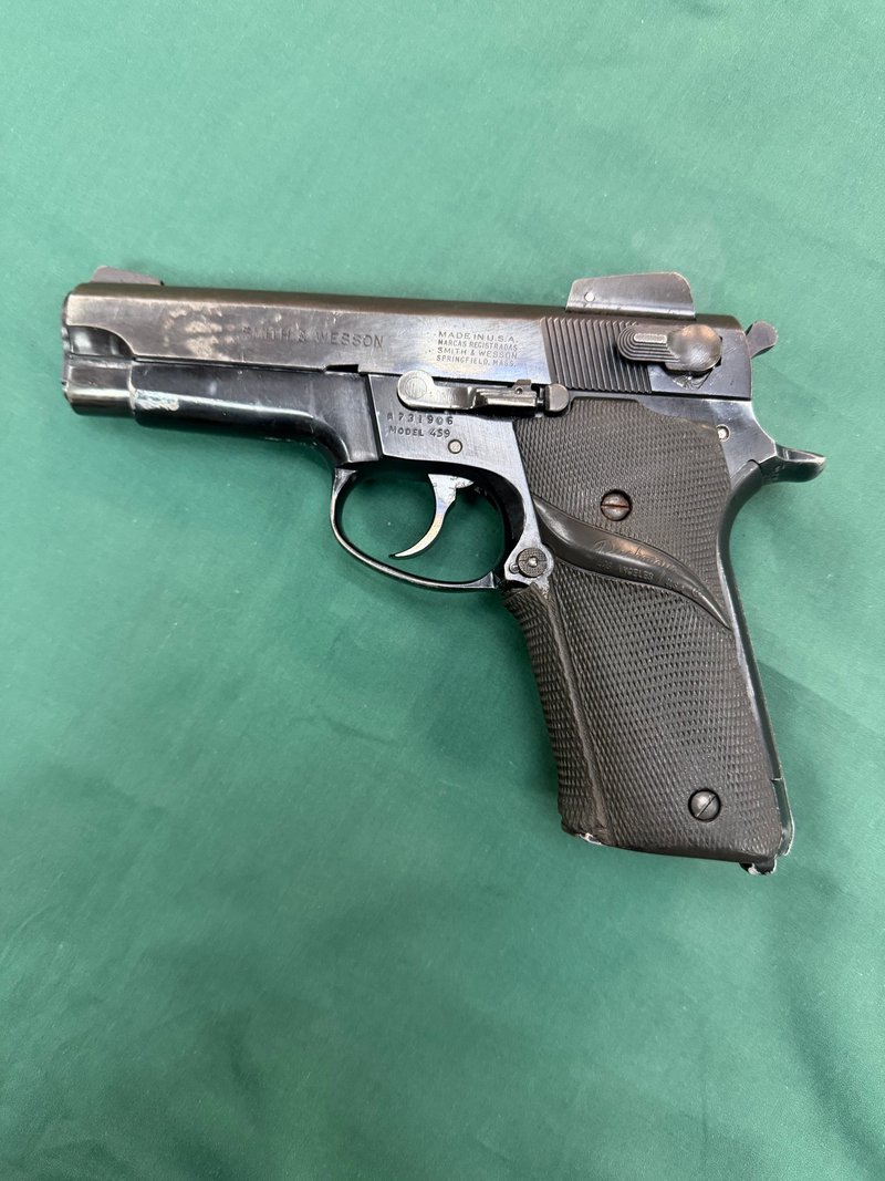 Smith & Wesson 459