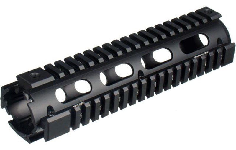 UTG Pro AR15 Mid Length Drop-in Quad Rail MTU007