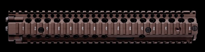 Daniel Defense M4A1 RIS II 12.25 in Free-Float 2-Piece Picatinny Handguard FDE