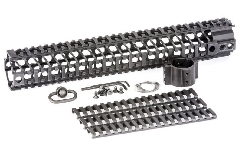 Spikes Tactical AR-15 SAR3 Quad Rails