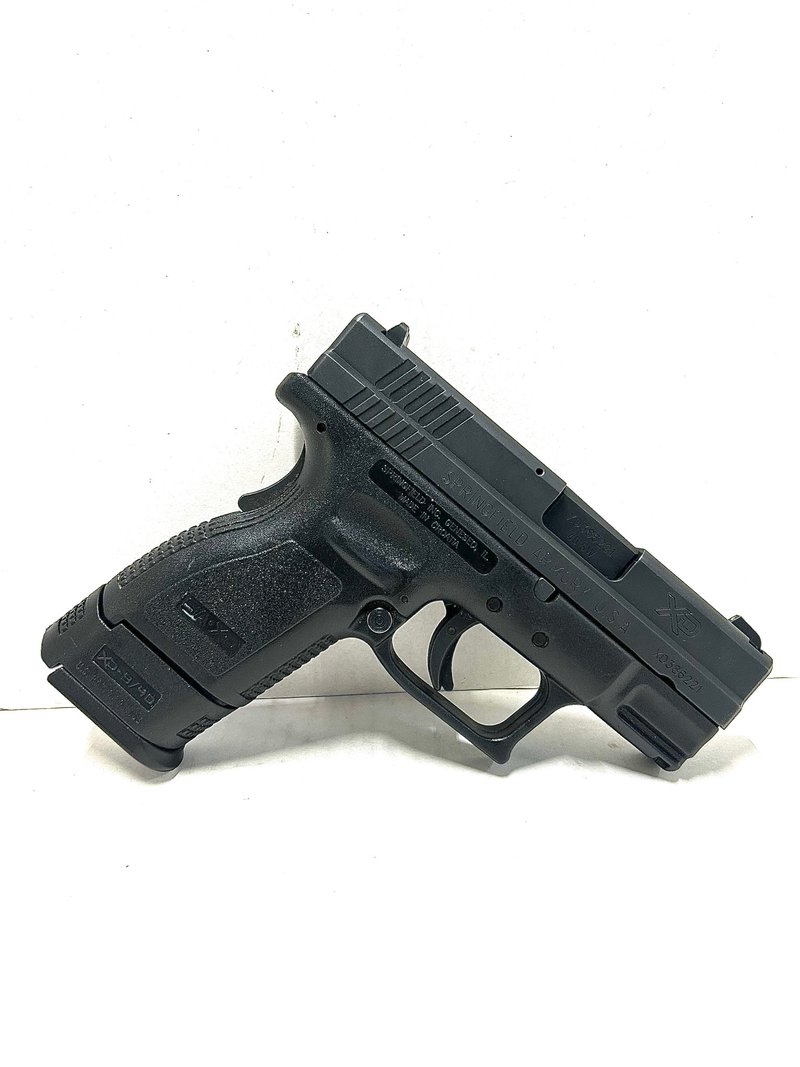 Springfield Armory XD-40 .40 S&W Handgun 3" Barrel Black Finish