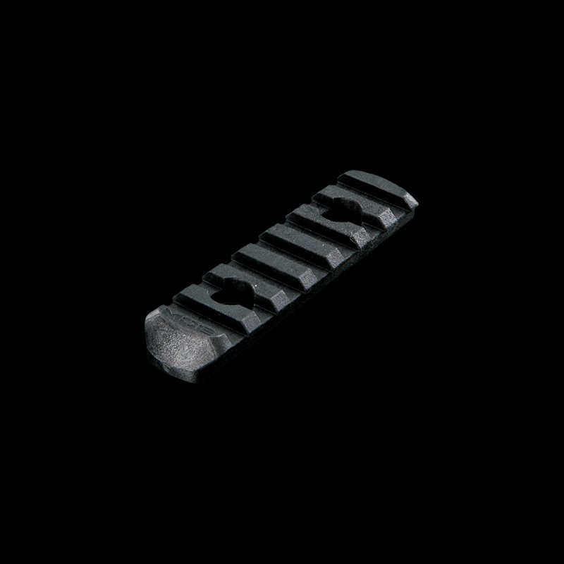 Magpul MOE Polymer Rail 7-Slot Picatinny Rail Section (MAG407)