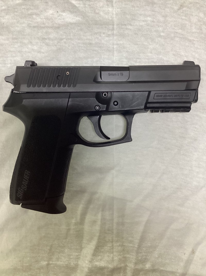 SIG SAUER SP2022 9mm Pistol