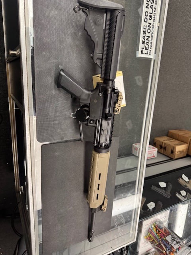 DPMS A-15 5.56 NATO Semi-Automatic Rifle 16.5 in Barrel Black/FDE