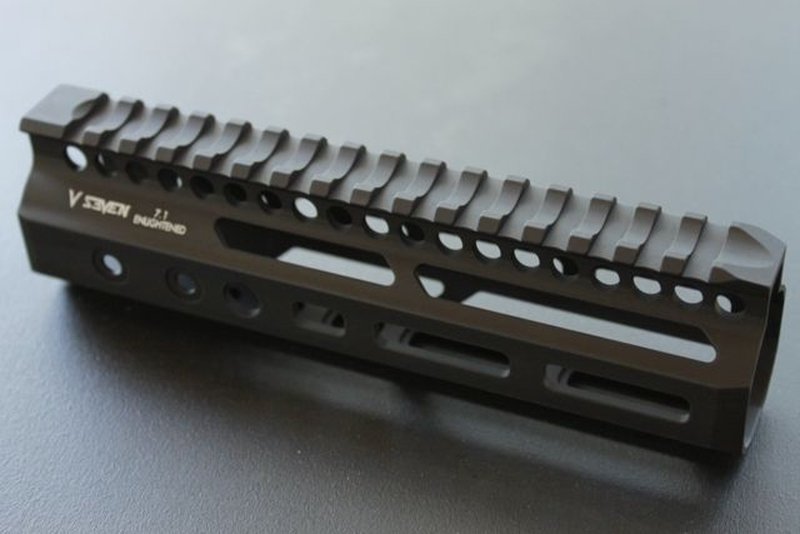V Seven Enlightened Lith/Alu M-Lok Handguard 9in M-Lok ENLIGHT 9ML