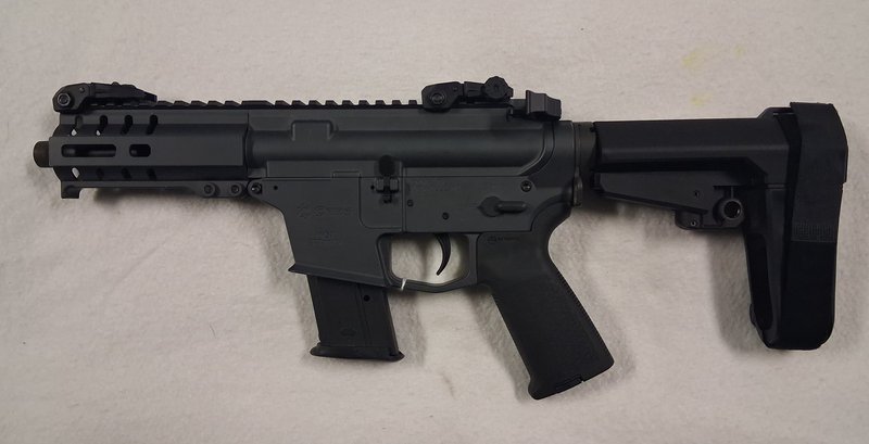 CMMG Mk57 BANSHEE 8in Barrel 5.7x28mm Semi-Auto Handgun Brace